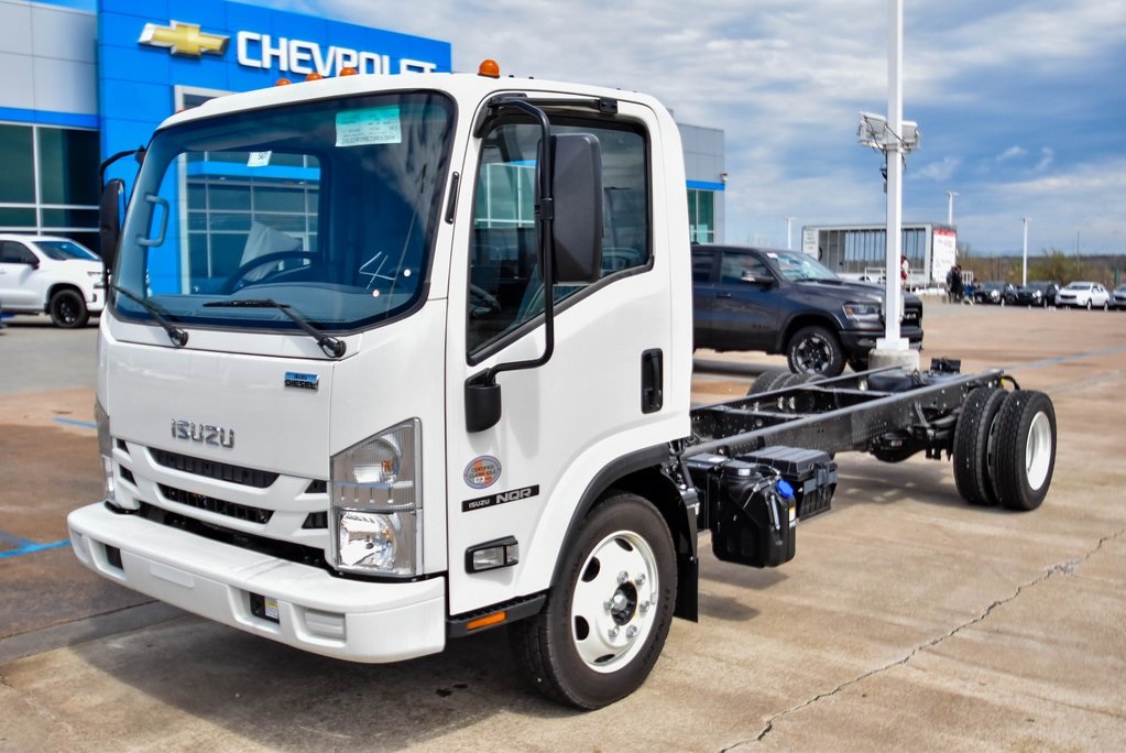 New 2020 Isuzu NQR Regular Cab in Owasso #5477 | Jim Glover Auto Family